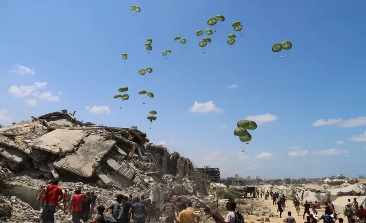Have 161 Aid Packages Been Airdropped into Gaza Amid Rising Famine?