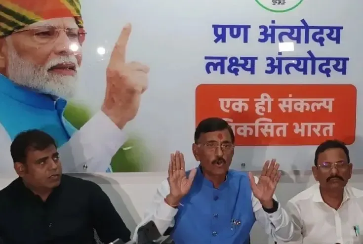 क्या चार साल से नगर निकाय चुनाव ठप कर शहरों को बर्बाद किया जा रहा है?