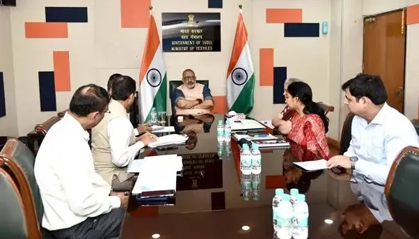 क्या देशभर में कपास खरीद के लिए 550 केंद्र स्थापित किए गए हैं? केंद्रीय मंत्री ने की समीक्षा बैठक