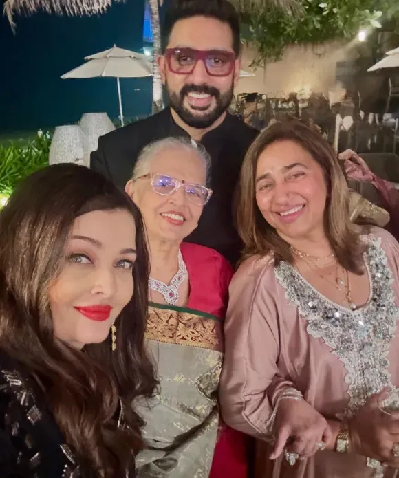 Aishwarya Rai and Abhishek Bachchan Capture Moments Together Amid Divorce Speculations