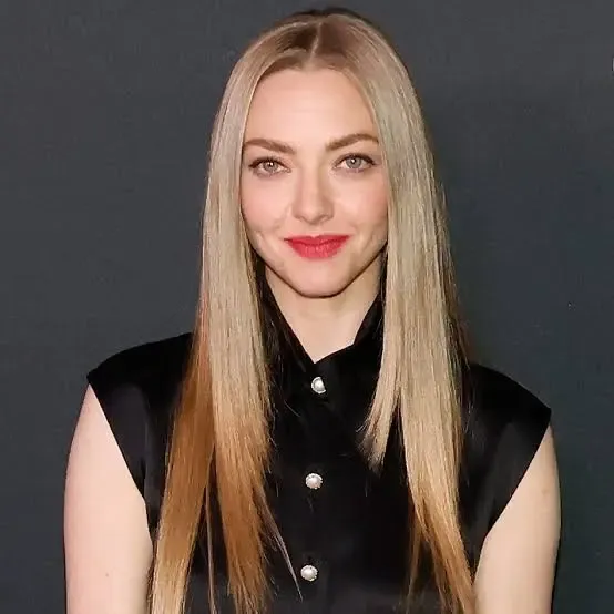 Amanda Seyfried Clarifies the Story Behind Her Viral Singing Video from 'Wicked'