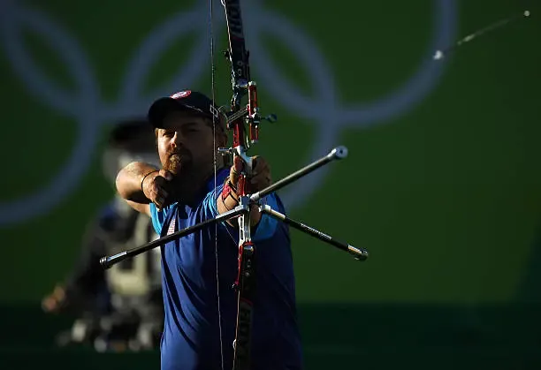 Who are the star archers competing in the Archery Premier League?