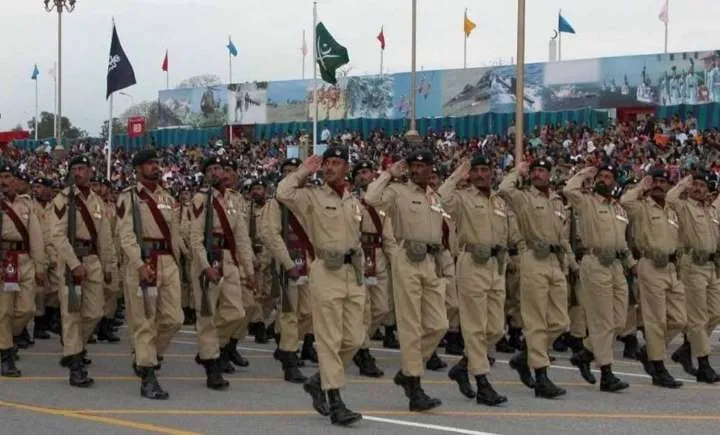 Is Pakistan's Artillery Deficit Leading to Its Downfall?