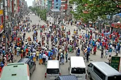 Why Are Bangladesh Workers Blocking the Dhaka-Mymensingh Highway?
