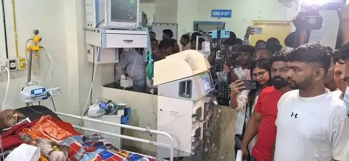 क्या बीडीओ की <b>प्रताड़ना</b> से तंग आकर पंचायत सेवक ने ऑफिस में जहर खाया?