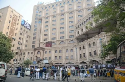 Did the Board of SBI Approve a Rs 20,000 Crore Fundraising?