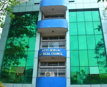 Calcutta High Court Directs Immediate Dismissal of West Bengal Medical Council Registrar