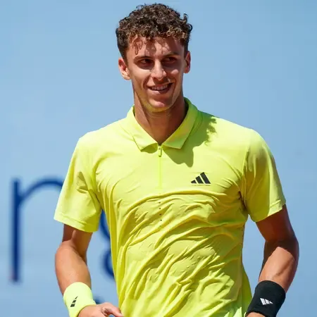 Cerundolo’s comeback stuns Ruud in Gstaad quarter-final