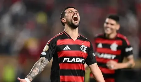Club World Cup: Benfica rally from two goals down to hold Boca Juniors; Flamengo beat Esperance 