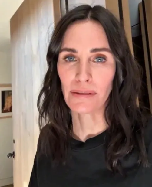 Is Courteney Cox Really Self-Obsessed After Finding Cutouts and Masks of Herself?