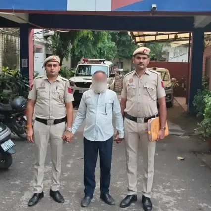 क्या दिल्ली पुलिस ने चार घोषित अपराधियों को गिरफ्तार किया?