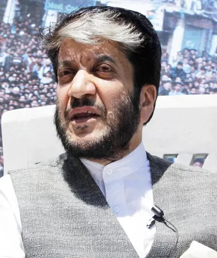Are Delhi Prison Authorities Correct About Shabir Shah's Health?