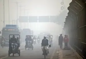 Air Quality in Delhi Plummets to ‘Severe’ Levels Amidst Cold Wave Conditions