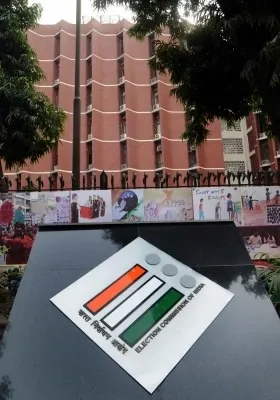 Did Rahul Gandhi and Congress Snub the EC's Invitation for Talks?