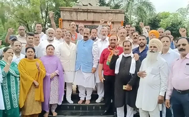 क्या डॉ. श्यामा प्रसाद मुखर्जी की जयंती पर पठानकोट में श्रद्धांजलि सभा का आयोजन किया गया?