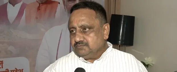 Should ECI Conduct a Thorough Investigation into Pawan Khera's Multiple Voter IDs?