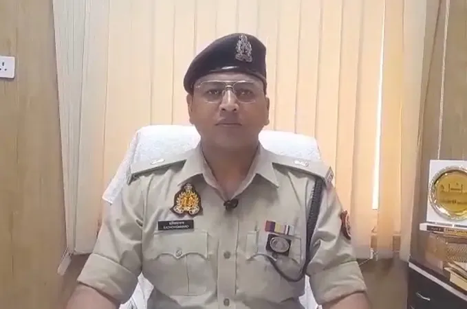 क्या गाजियाबाद में ड्यूटी के दौरान सड़क हादसे में ट्रैफिक पुलिसकर्मी की जान चली गई?