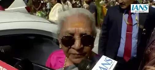 Governor Anandiben Patel Praises Maha Kumbh Management, Nitin Gadkari Commends Efforts