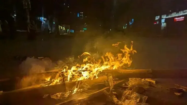 क्या बांग्लादेश की जातीय पार्टी के कार्यालय को 10 दिनों में दूसरी बार आग लगाई गई?