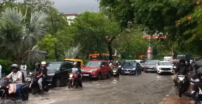 क्या दिल्ली-एनसीआर में बारिश ने गर्मी और प्रदूषण से राहत दी?