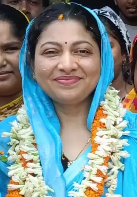 क्या पश्चिम बंगाल के कालीगंज विधानसभा उपचुनाव में तृणमूल उम्मीदवार आगे हैं?