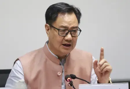 क्या मानवता के नाम पर गुमराह कर रही हैं सैयदा हमीद?