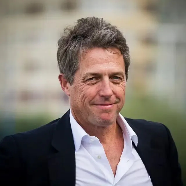 Hugh Grant Urges Ban on Laptops and Tablets in Schools
