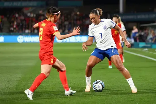 James and Agyemang named in England women's Euro squad