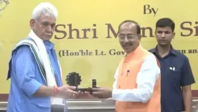 क्या जम्मू-कश्मीर शांति की ओर बढ़ रहा है? पहलगाम हमले के आतंकवादी जल्द पकड़े जाएंगे: मनोज सिन्हा