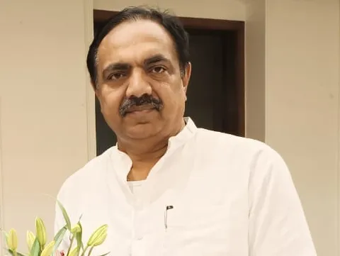 Should Jayant Patil Step Down as Maha NCP (SP) Chief?