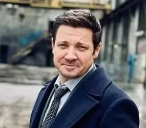 Jeremy Renner Acknowledges Discomfort After Life-Threatening Snowplough Incident