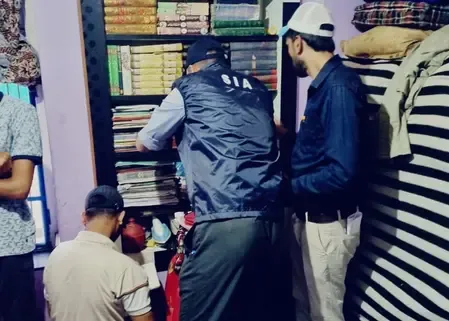 J&K SIA raids two places in connection with non-local killing case