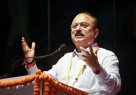 क्या झूठे शिक्षा क्रांति और विकास के दावे रोज खुल रहे हैं? : मंत्री आशीष सूद