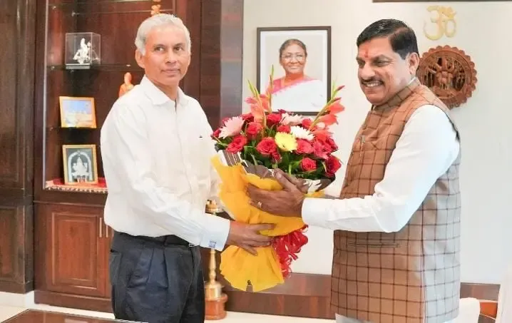 क्या मध्य प्रदेश के मुख्य सचिव अनुराग जैन को मिला एक साल का एक्सटेंशन?