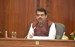 Maharashtra Assembly Approves Bill for Mathadi Worker Regulation