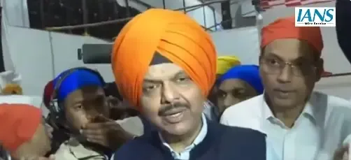 A Significant Portion of the Population Supports Demolition of Aurangzeb's Grave: CM Fadnavis