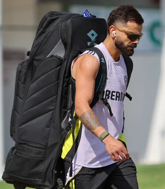 1st ODI: Kohli's Injury Seems Minor, Expected to Return Soon