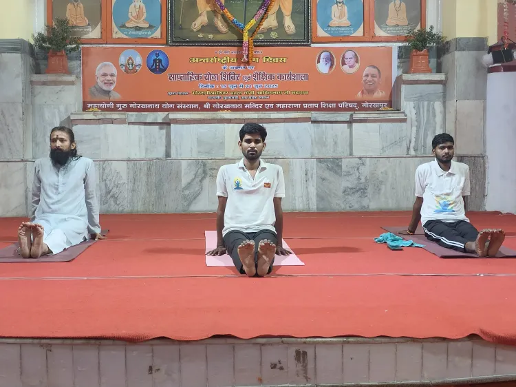 क्या अंतरराष्ट्रीय योग दिवस पर योग को लोक से जोड़ने का श्रेय गुरु गोरखनाथ को है?