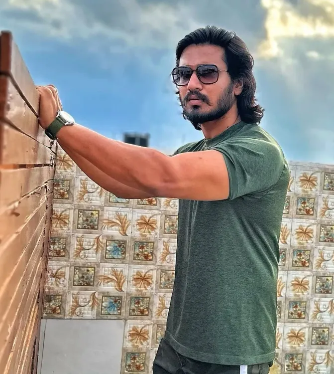 What Happened on the Sets of Nikhil Siddhartha's 'The India House'?