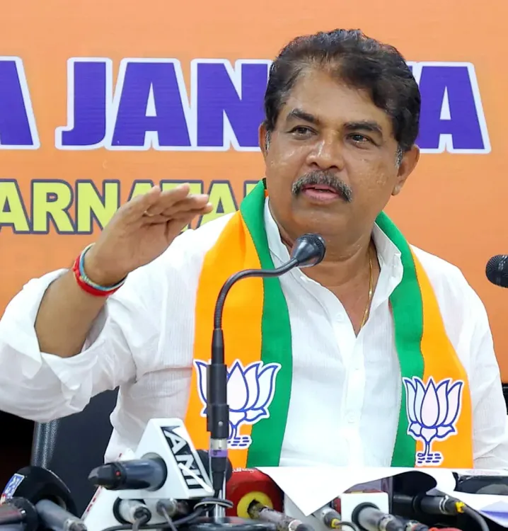Criticism of Karnataka Government by Ashoka: Discrepancies in Action Against Leaders