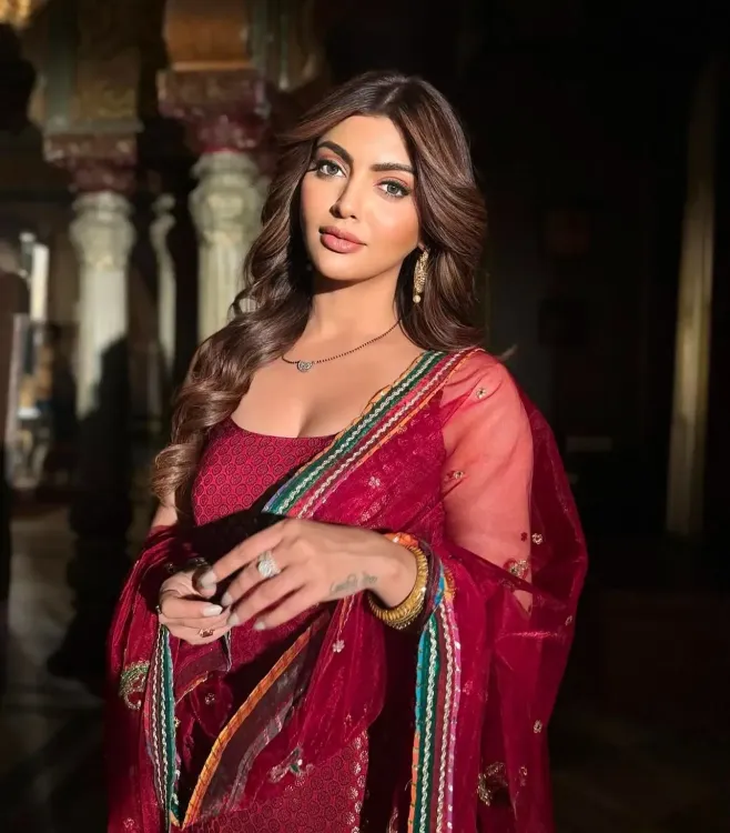 Akanksha Puri Shares Gratitude for Diverse Roles in ‘Dons and Darlings’