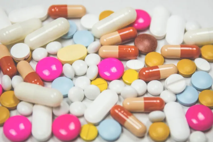 Could Antibiotics in Infancy Trigger Early Puberty in Girls?
