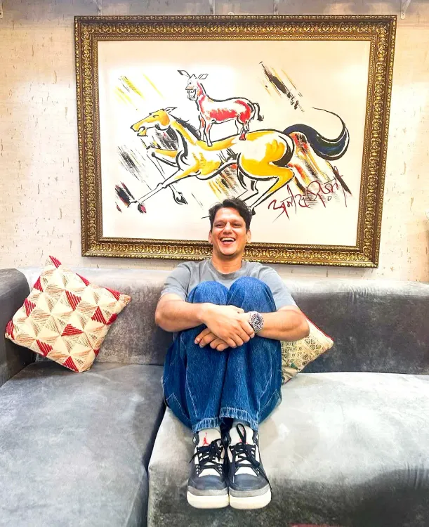 Did 'Art Connoisseur' Vijay Varma Acquire an Iconic Bollywood Painting?