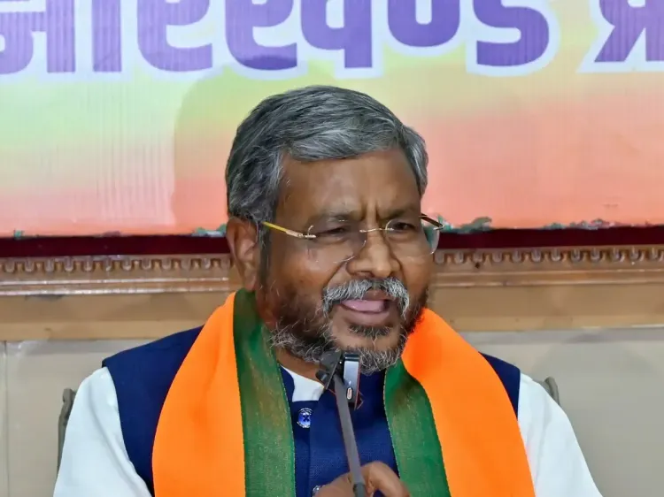क्या असंवैधानिक तरीके से पद पर बैठे व्यक्ति तुगलकी आदेश दे रहे हैं? : बाबूलाल मरांडी