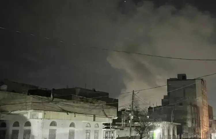At Least 13 Dead Following US Airstrikes on Houthi Positions in Yemen; Houthis Promise Retaliation
