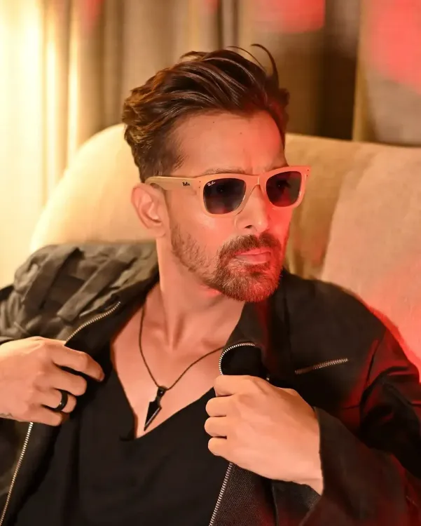 Why Did Harshvardhan Rane Support Babil Khan After His Emotional Breakdown?