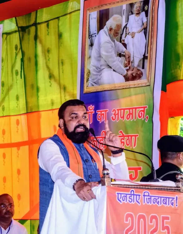 Did Bihar Dy CM Samrat Choudhary Just Target Rahul Gandhi Over His Meeting with Makhana Farmers?