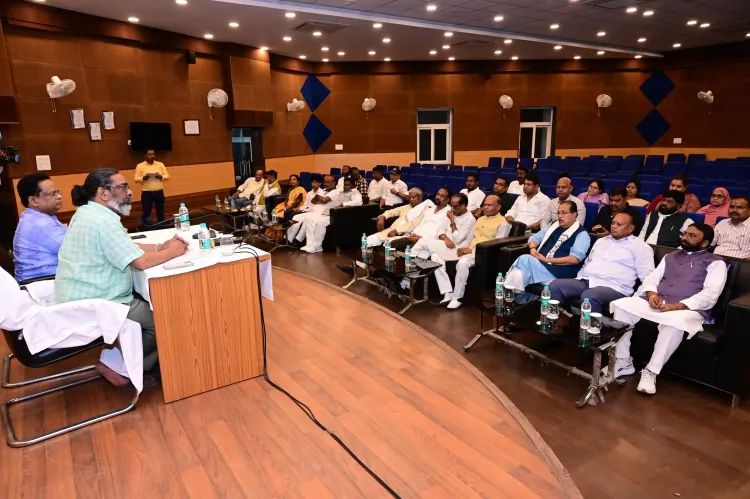 क्या झारखंड में भी एसआईआर पर सियासत तेज हो रही है?