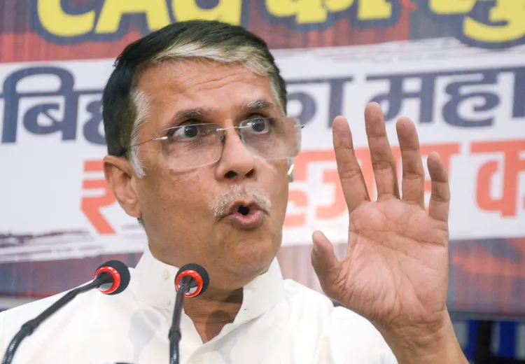 क्या बिहार में महत्वपूर्ण विभागों में 70,000 करोड़ रुपए का घोटाला हुआ?