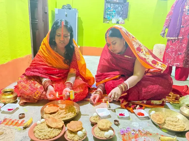 Bihar: MLA Deepa Manjhi Celebrates Kharna Puja During Chaiti Chhath in Gaya